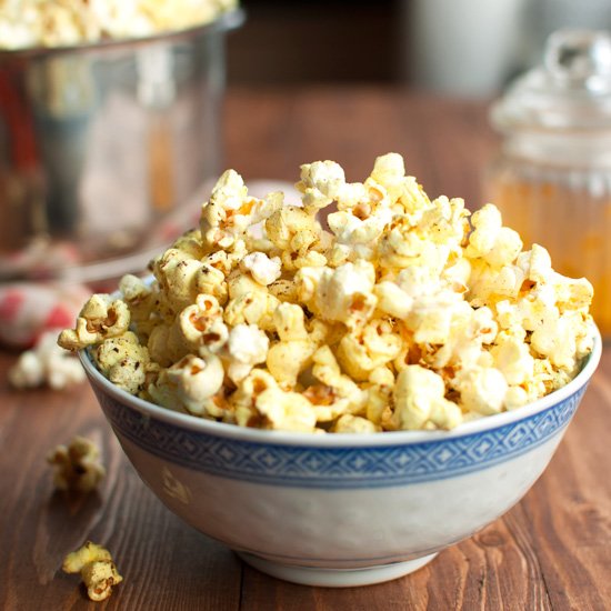 Healthy Garam Masala Popcorn