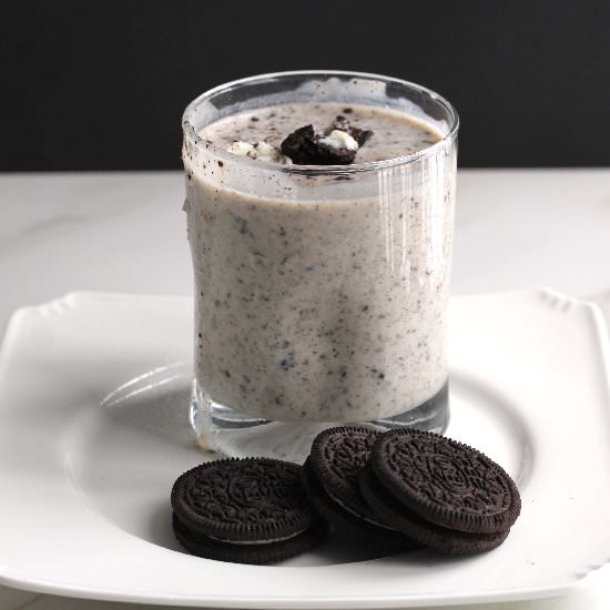 Light Oreo Smoothie