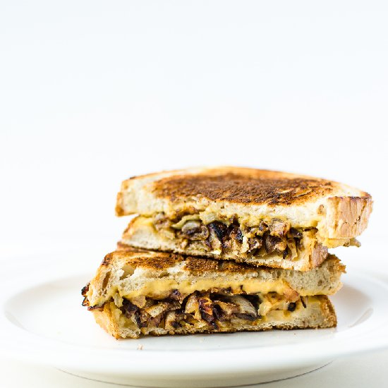 Grilled Hummus & Caramelized Onion