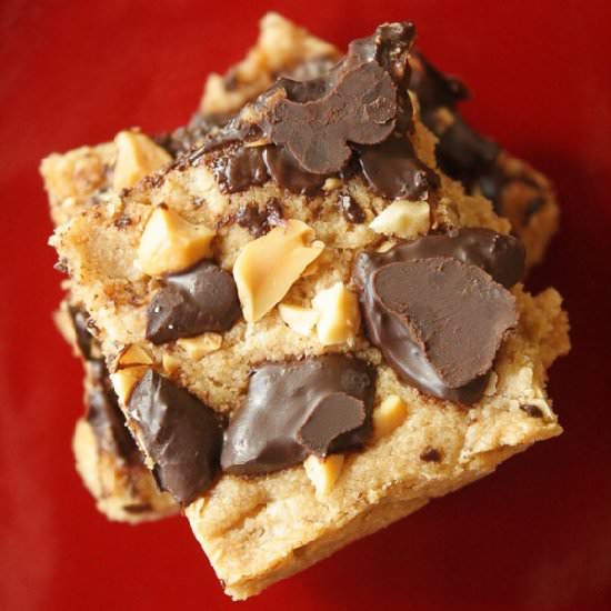 Peanut Butter Chocolate Blondies