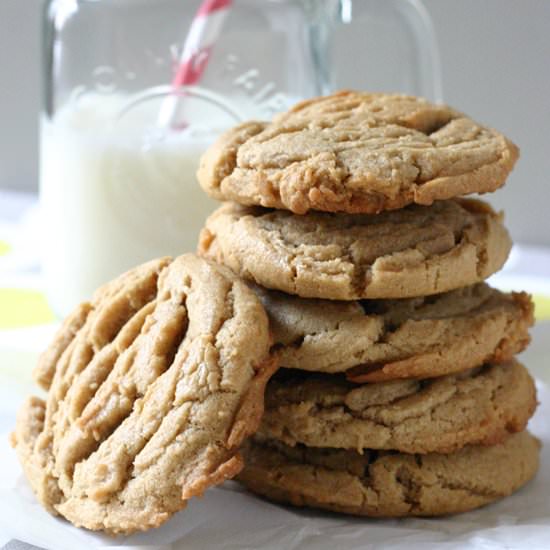 Classic Peanut Butter Cookies