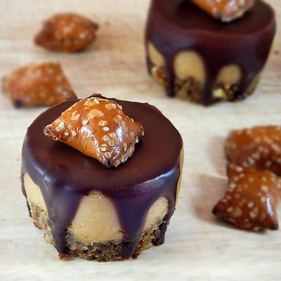 Peanut Butter Pretzel Cheesecakes