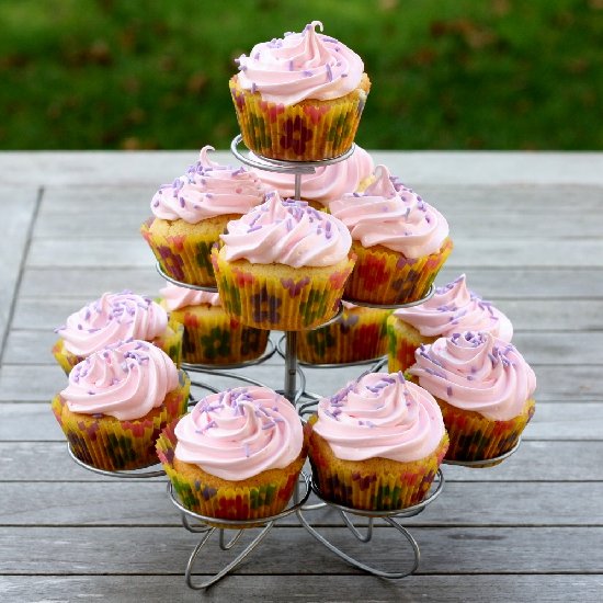 Vanilla Cupcakes with Marshmallow