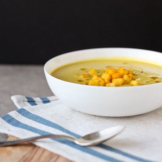 Curried Cream of Cauliflower Soup