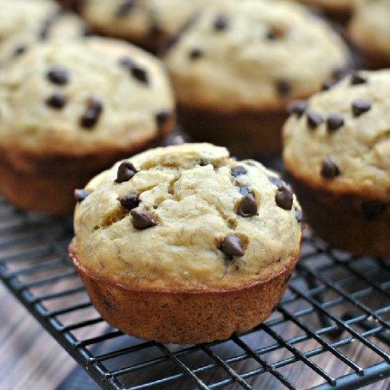 Skinny Banana Chocolate Chip Muffin