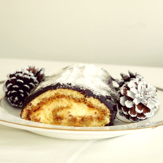 Tiramisu Yule Log