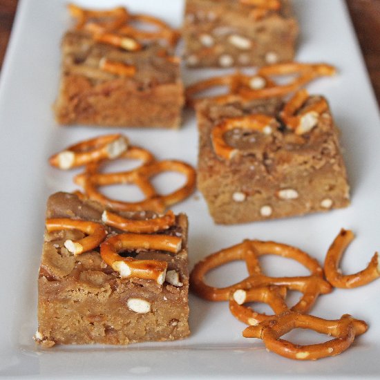 Salted Caramel Pretzel Blondies