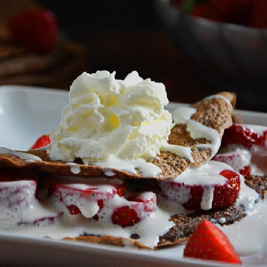 Strawberries & Cream Crepes