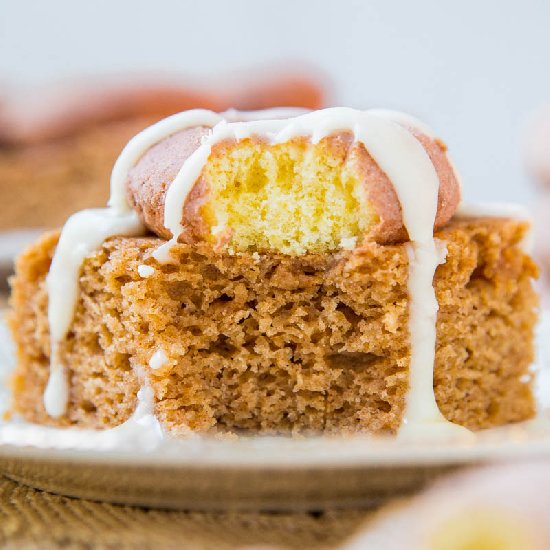 MiniDonut Topped Snickerdoodle Cake