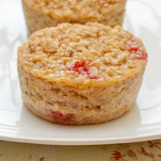 Jammy Baked Oatmeal Cups