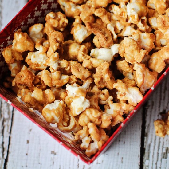 Baked Caramel Popcorn