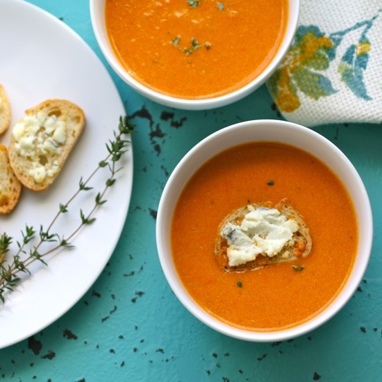 Roasted Tomato Bisque with Croutons