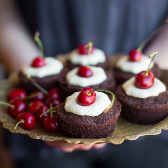 Festive Chocolate Cupcakes