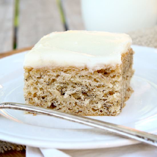 Banana Cake with Vanilla Frosting