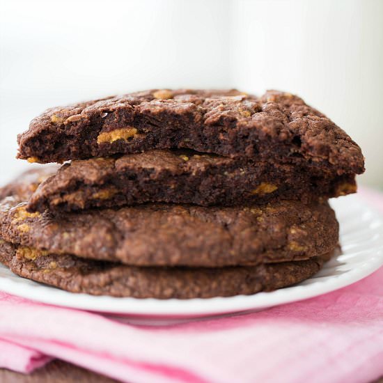 Colossal Peanut Butter Cup Chocolate