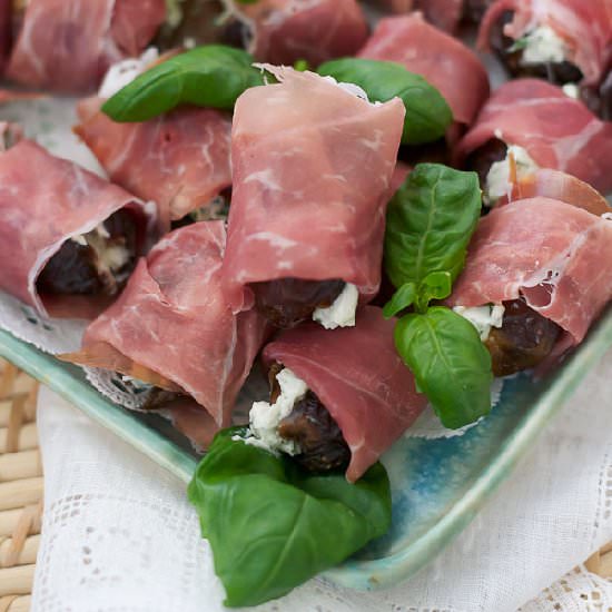 Stuffed Dates with Prosciutto