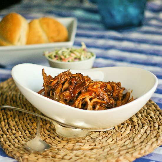 Crockpot Saucy Pulled Pork