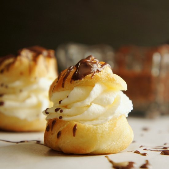 Cream Puffs with Filling