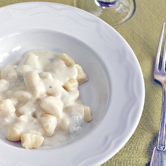 Super easy homemade potato gnocchi