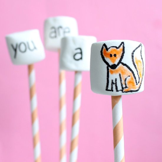 Foxy Marshmallow Pops