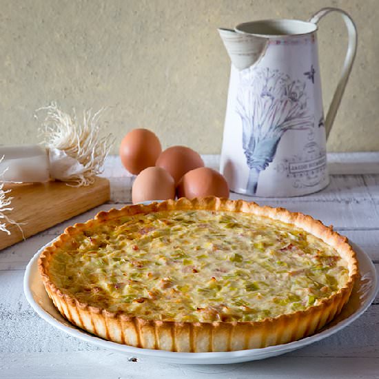 TUNA, BACON AND TUNA QUICHE