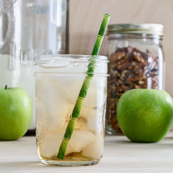 Apple Spice Cake Cocktail