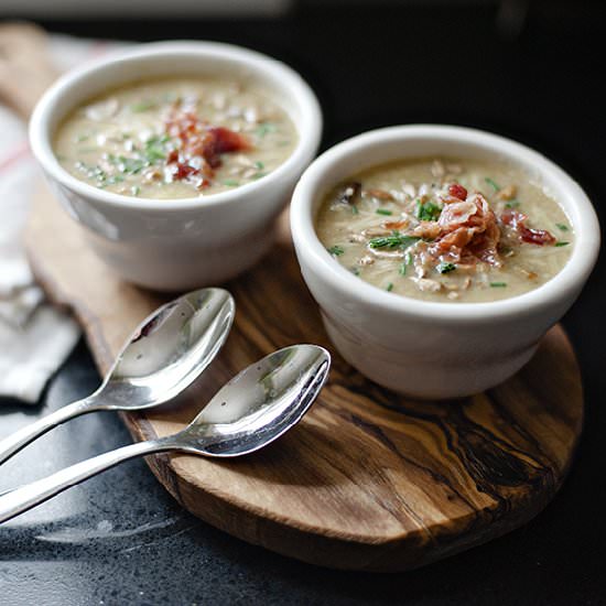 Cauliflower and mushroom soup