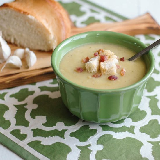 Roasted Garlic Soup