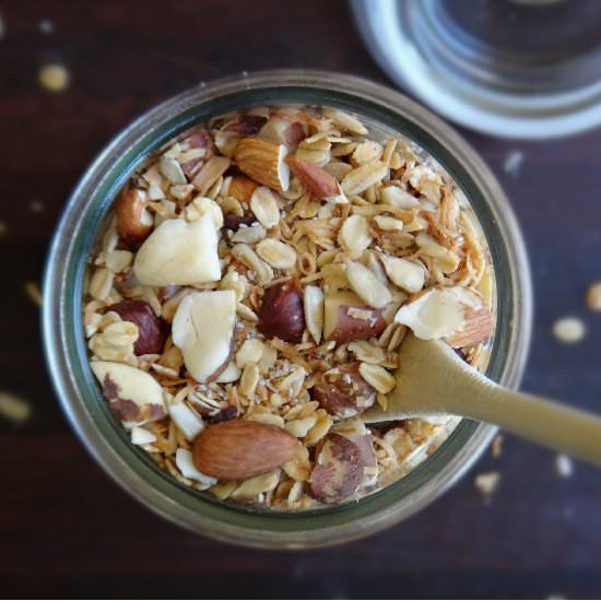 Crunchy Coconut Granola