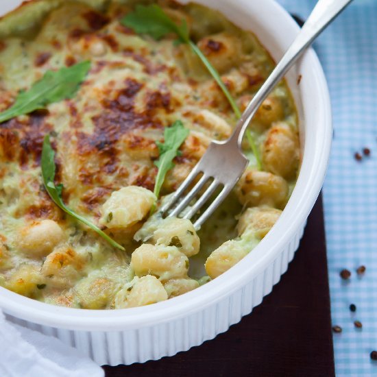 Gnocchi in cheesy leek sauce