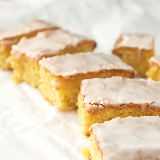 Lemon Drizzle Slices