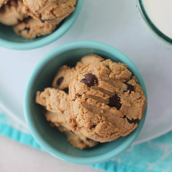 Peanut Butter Chocolate Chip Cookie