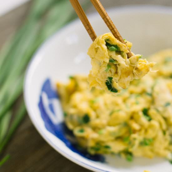 Scrambled Eggs with Chinese Chives