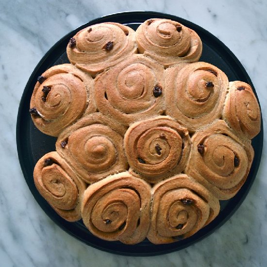 Vegan Cinnamon Raisin Buns