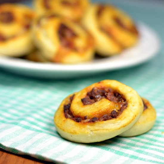 Bolognese Pizza Wheels