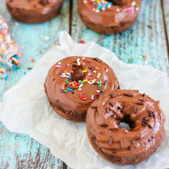 Chocolate Cake Donuts