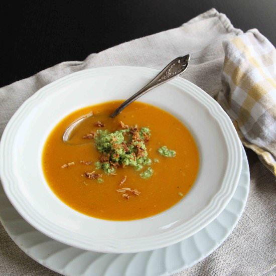 Butternut squash soup with chutney