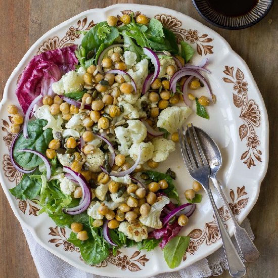 Roasted Cauliflower Chickpea Salad