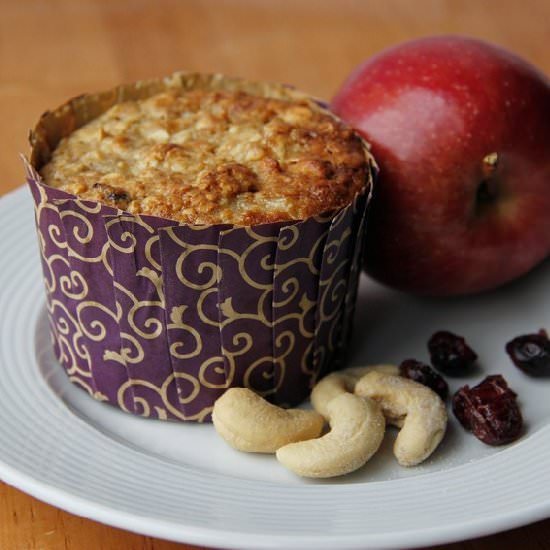 Oatmeal Muffins with Fruits and Nut