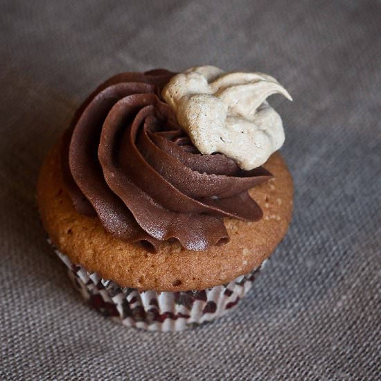 Chocolate and Meringue Cupcakes