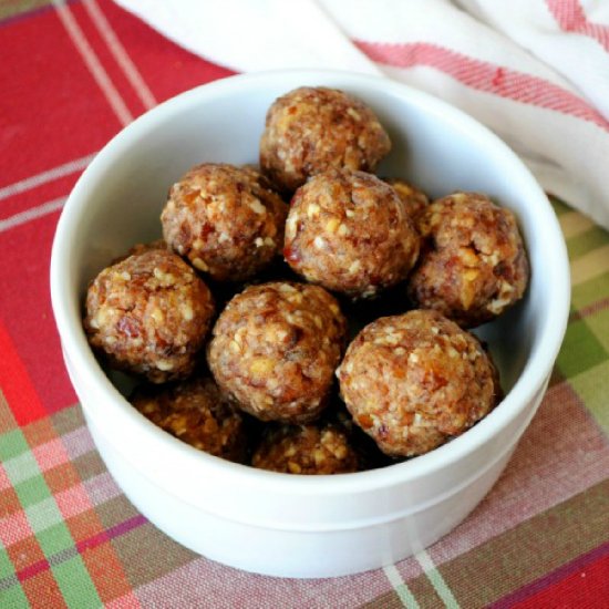 Almond Butter Snack Balls