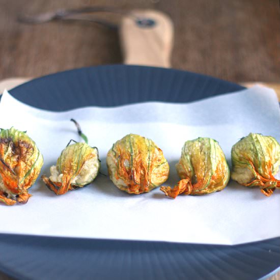 Roasted zucchini flowers