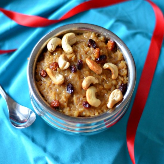 Sakkarai Pongal (with Jaggery)