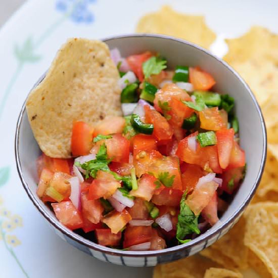 Fresh Chunky Tomato Salsa