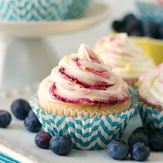 Blueberry Cornbread Cupcakes