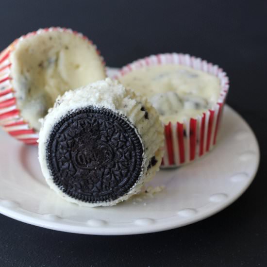 Cookies & Cream Cheesecake Cupcakes