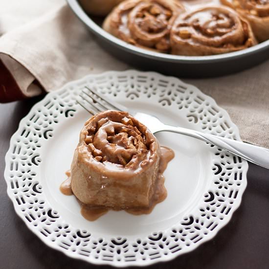 Fat Free Apple Pie Cinnamon Rolls