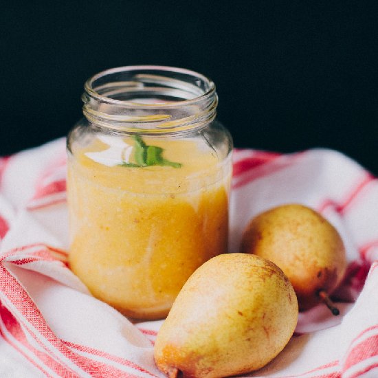 Pear and Mango Smoothie