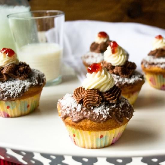 Lamington Cupcakes – Australia Day!