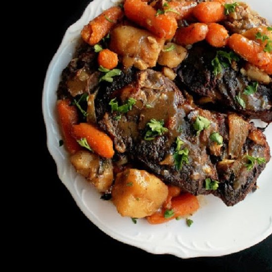 Slow cooker pot roast